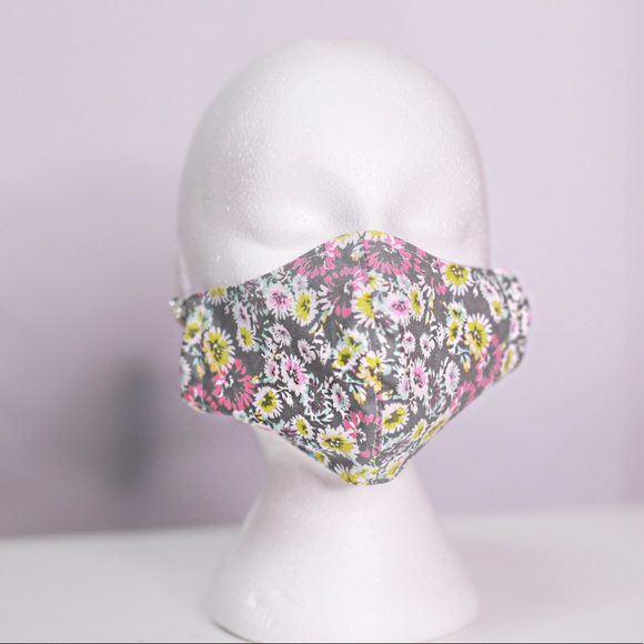 Face mask - Picture 1 of 1